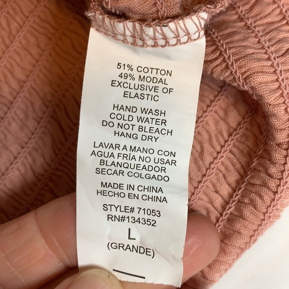 Ambiance Stretch Crop Top Pink Size Large Style#71053 - Picture 6 of 6